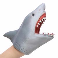 Dede Maňásek na ruku - Žralok